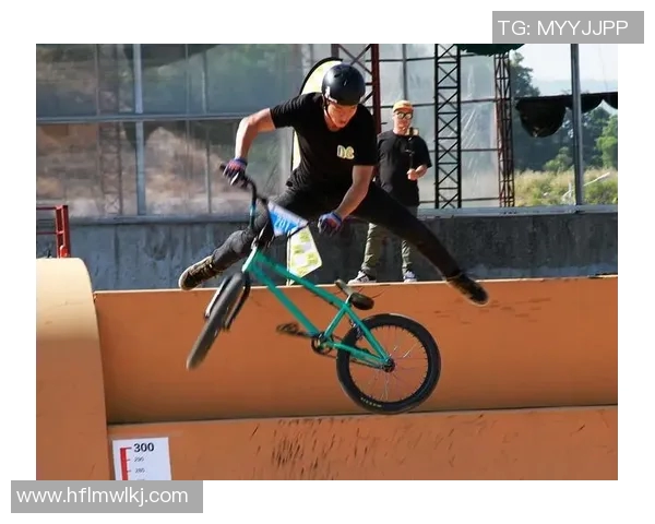 深圳极限运动队与重庆极限运动队赛后分析实力对比与未来展望 深圳极限运动队与重庆极限运动队赛后分析实力对比与未来展望